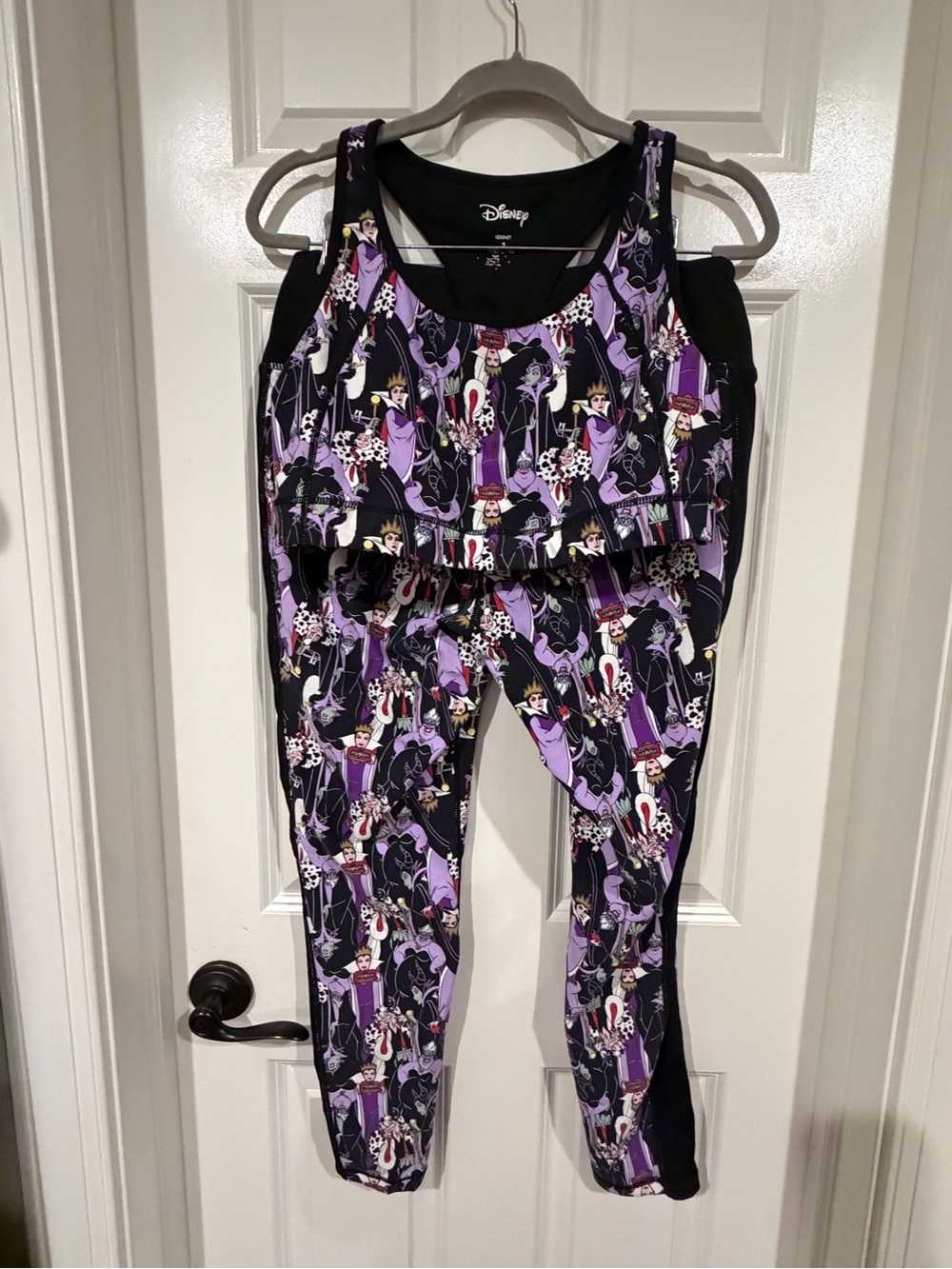 Torrid Disney Black & Purple Villains Set  Leggings & Sports Bra 2x 18
